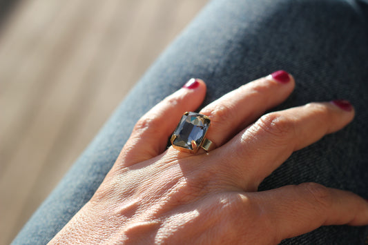 Anillo Capri